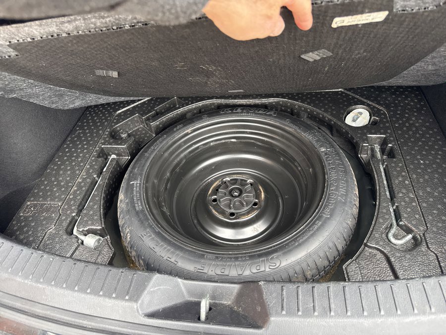 Used 2017 MAZDA MAZDA3 Grand Touring image 40