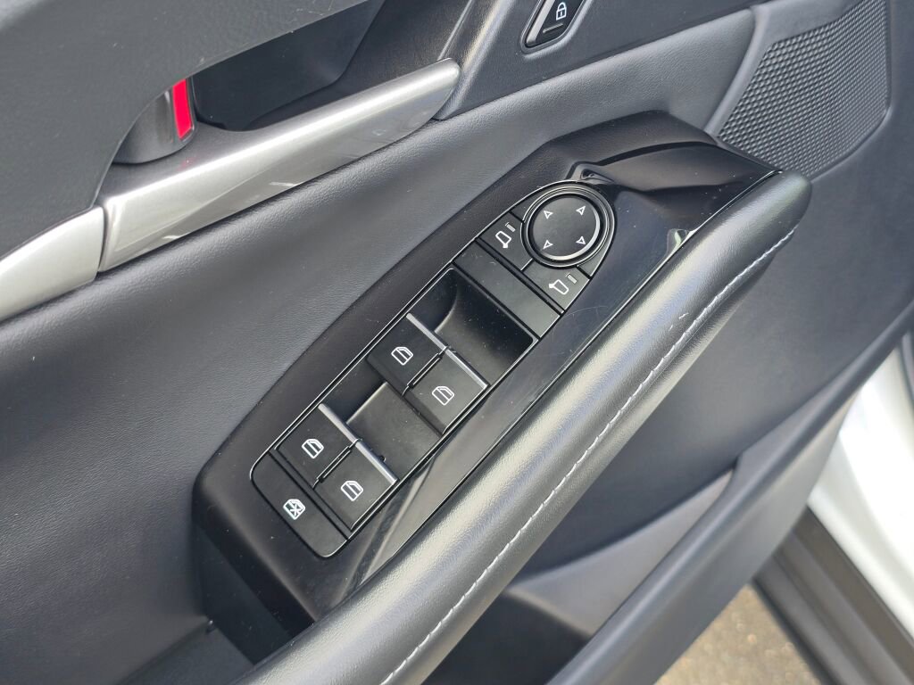 Used 2025 MAZDA CX-30 AWD 2.5 S w/ Select Sport Pkg image 19
