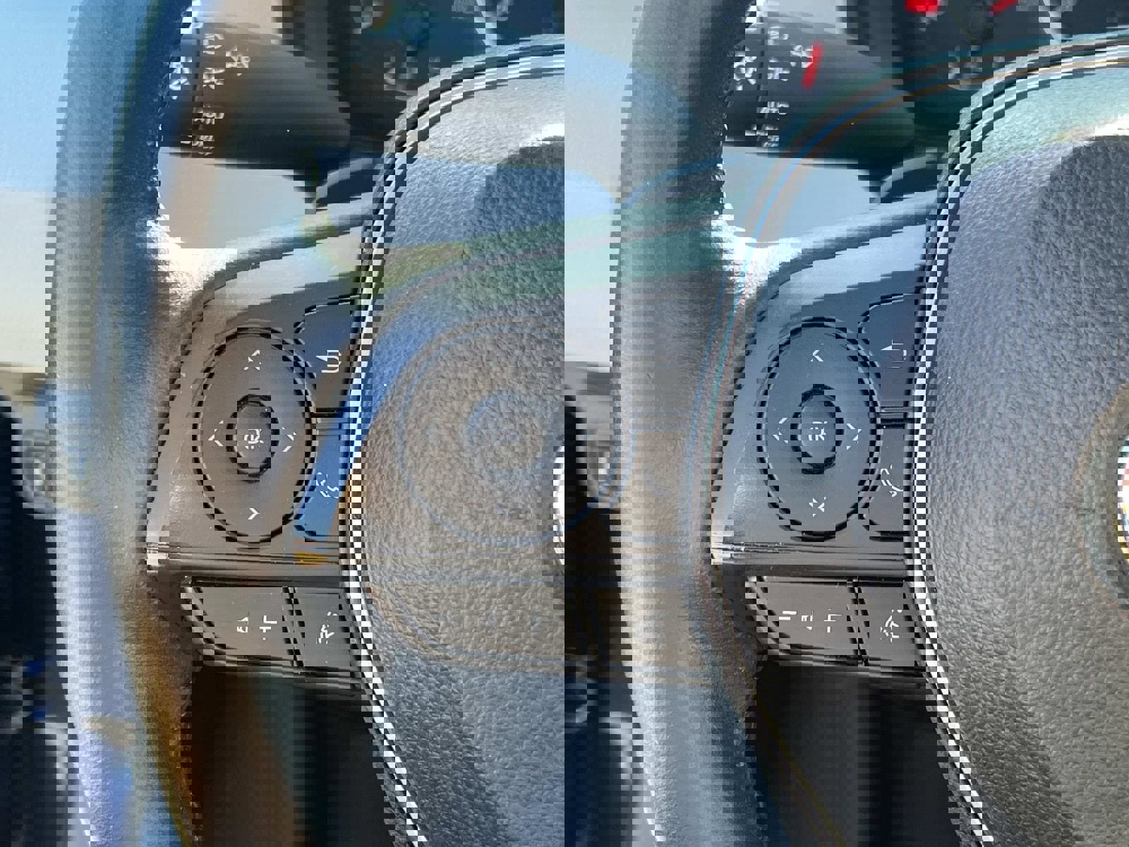 Used 2022 Toyota Corolla SE image 25