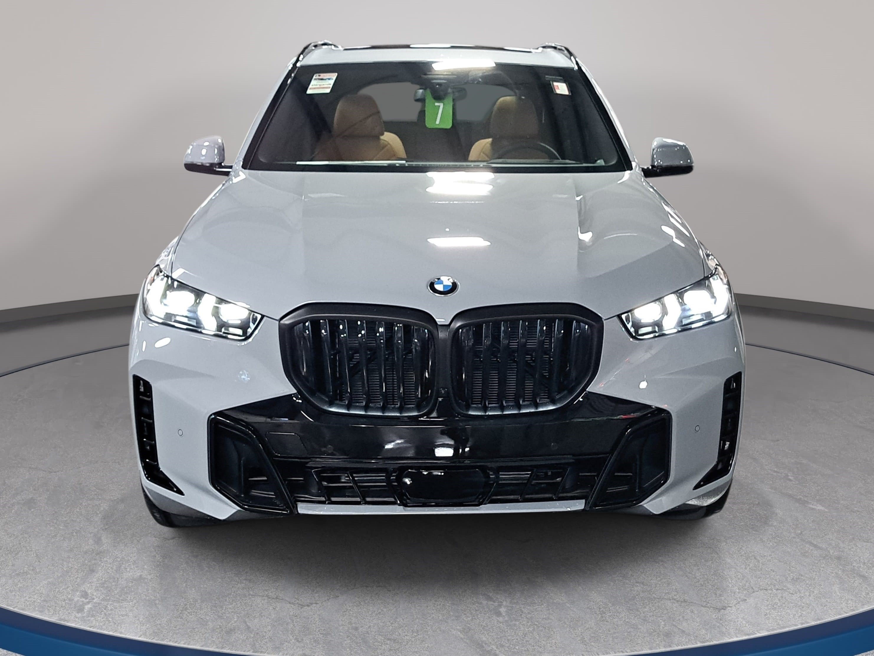 New 2026 BMW X5 xDrive40i w/ M Sport Package AWD/4WD image 2