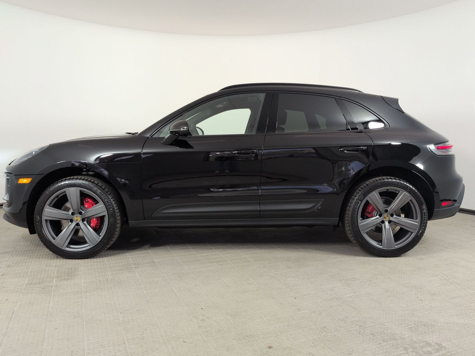 New 2026 Porsche Macan S AWD/4WD image 2