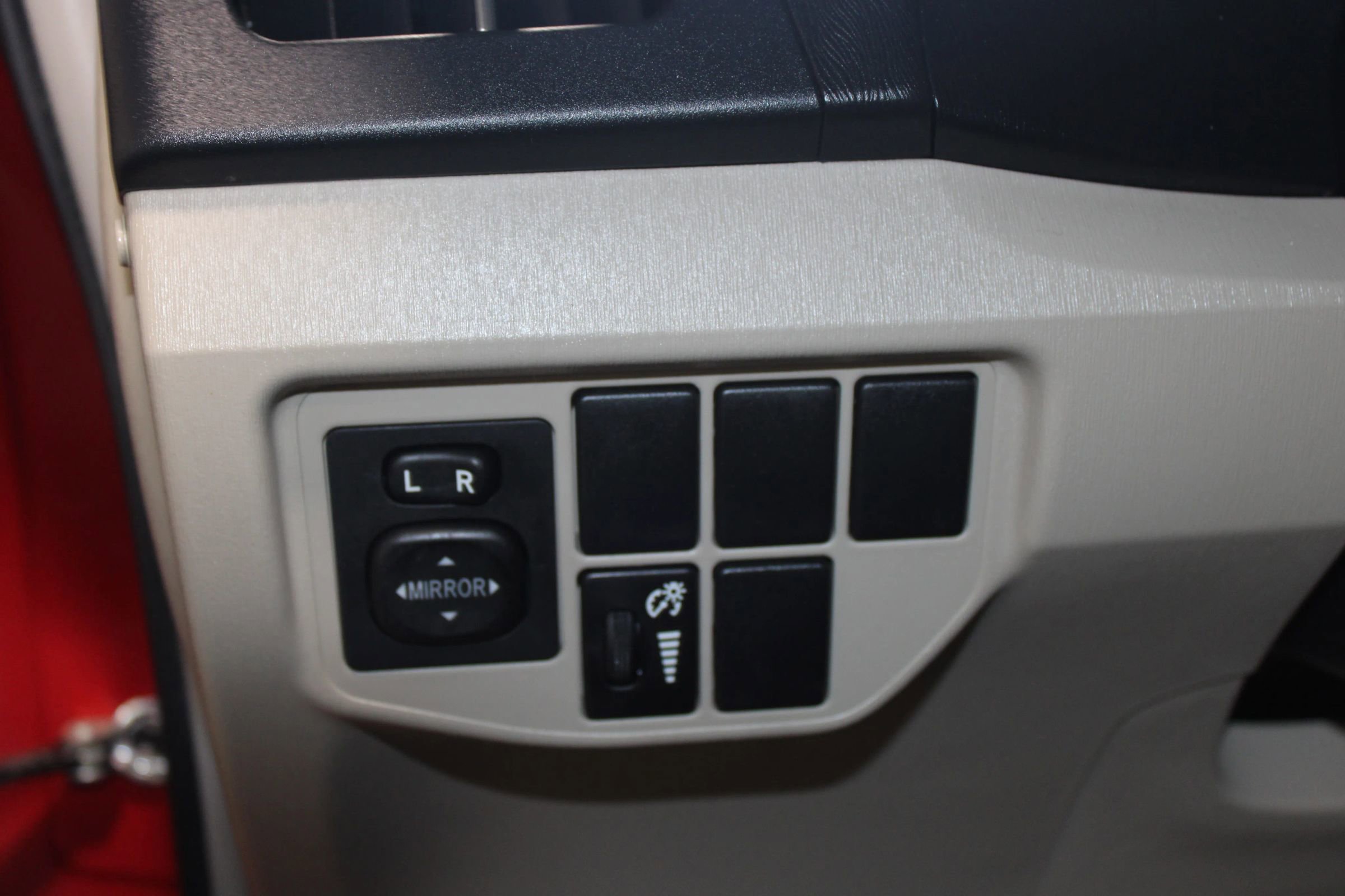 Used 2013 Toyota Prius Three image 10