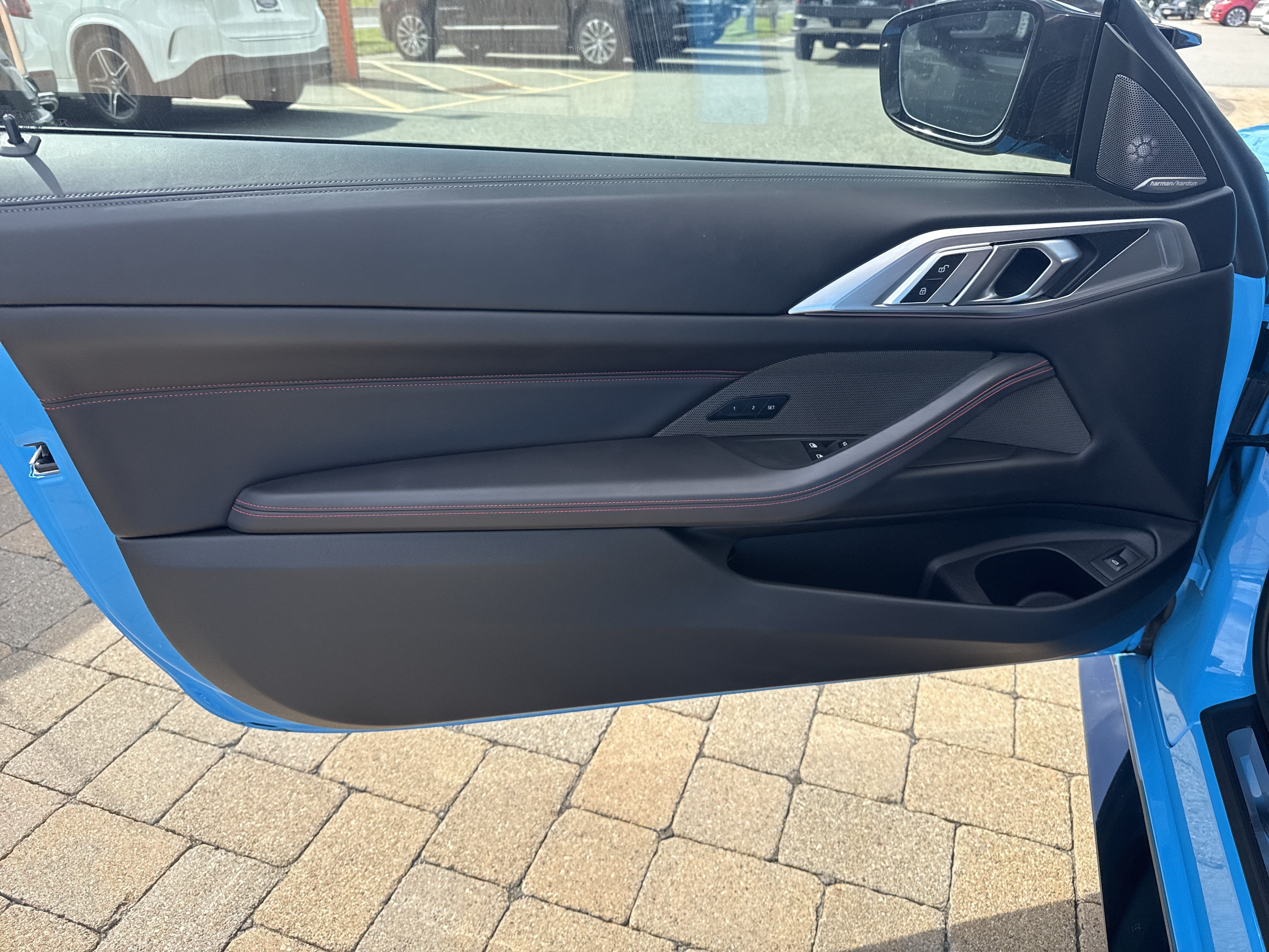 Used 2025 BMW M4 CS AWD/4WD image 9
