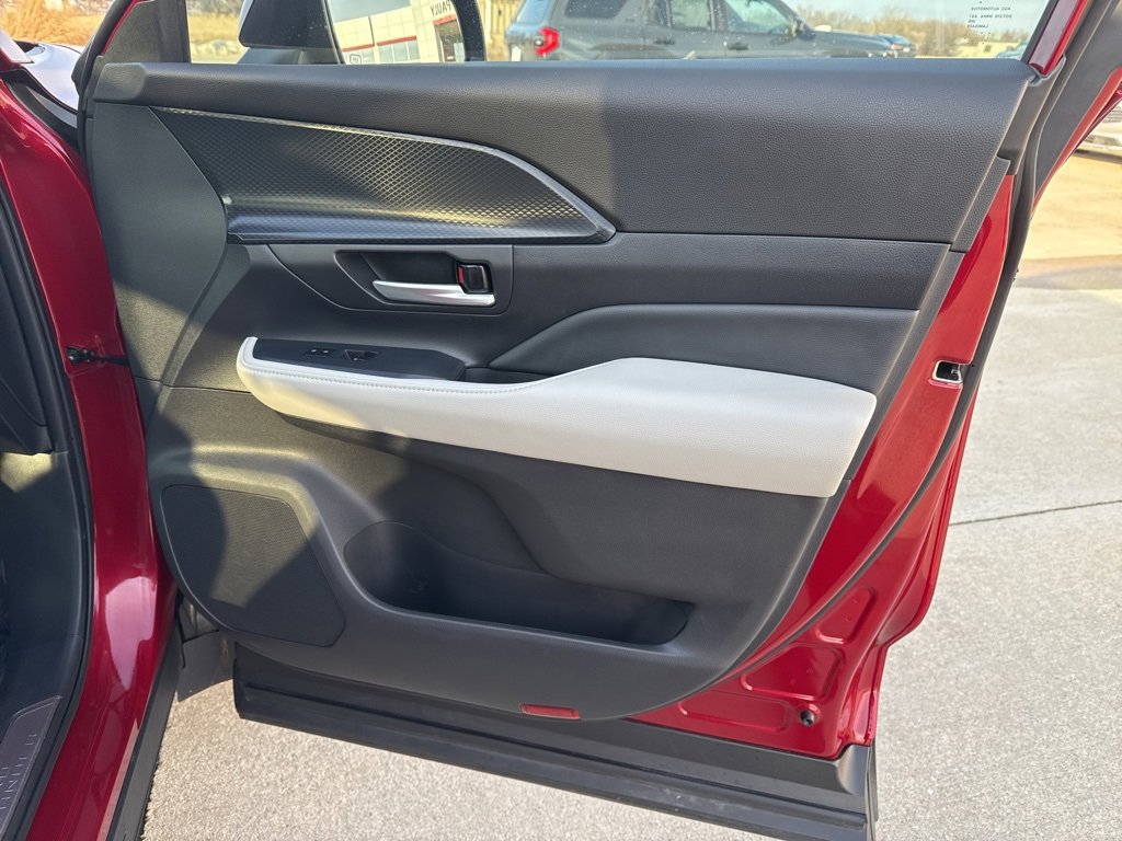 Certified 2024 Toyota Grand Highlander AWD Hybrid image 23