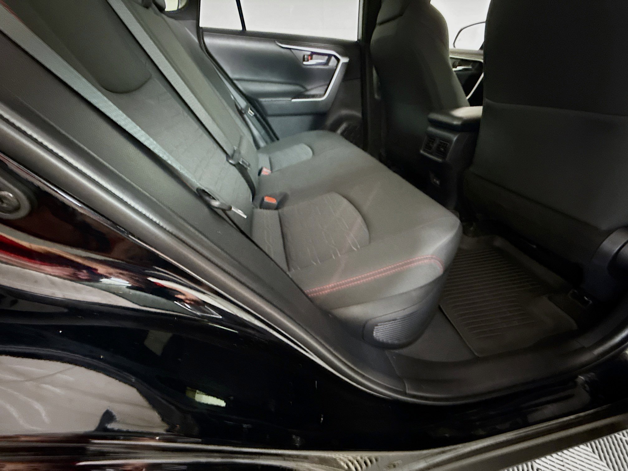 Certified 2025 Toyota RAV4 SE image 26