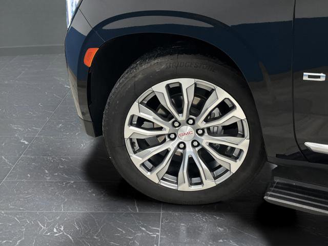 Used 2023 GMC Yukon Denali w/ Denali Reserve Package image 42