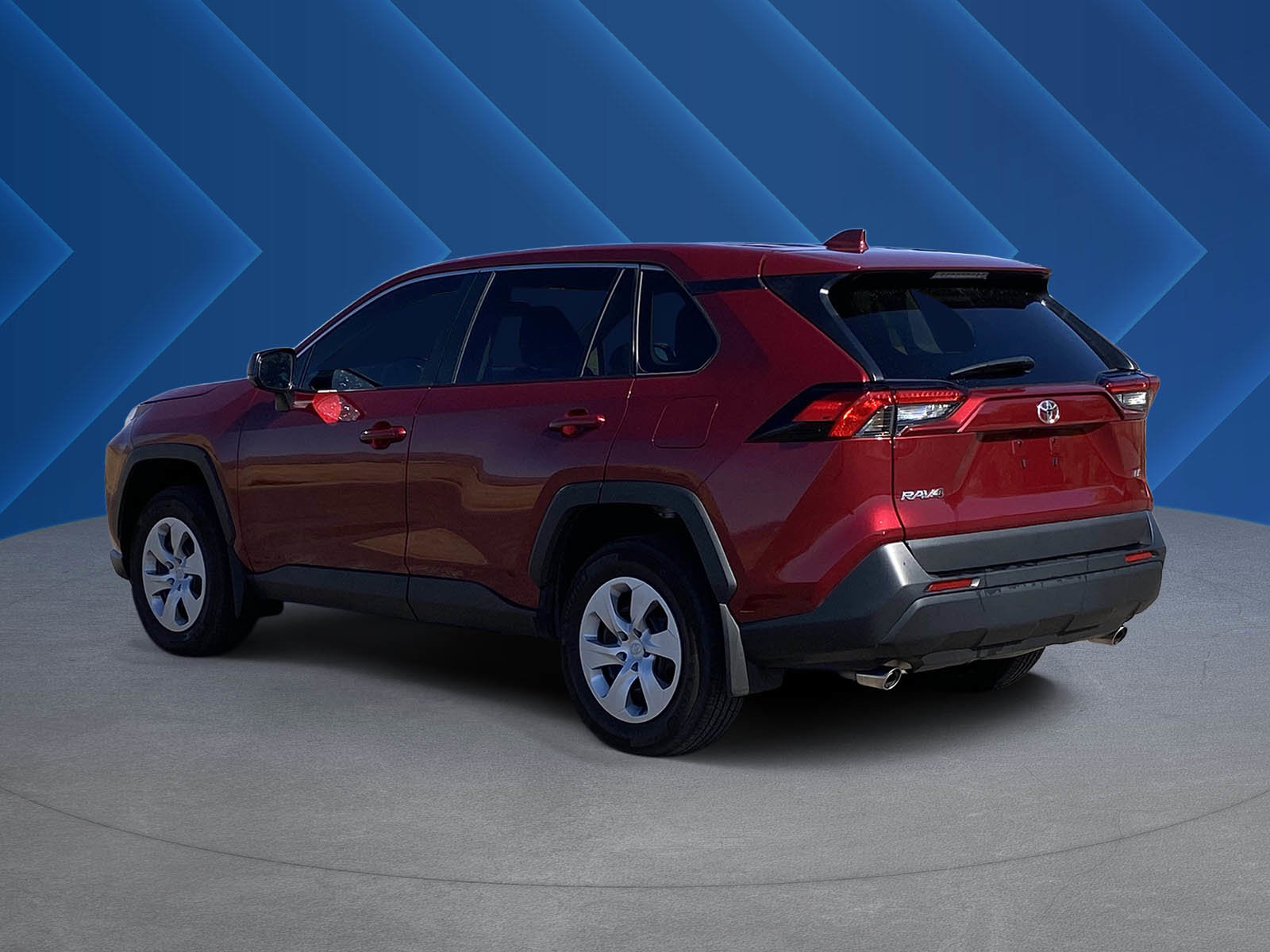 Used 2025 Toyota RAV4 LE FWD image 5