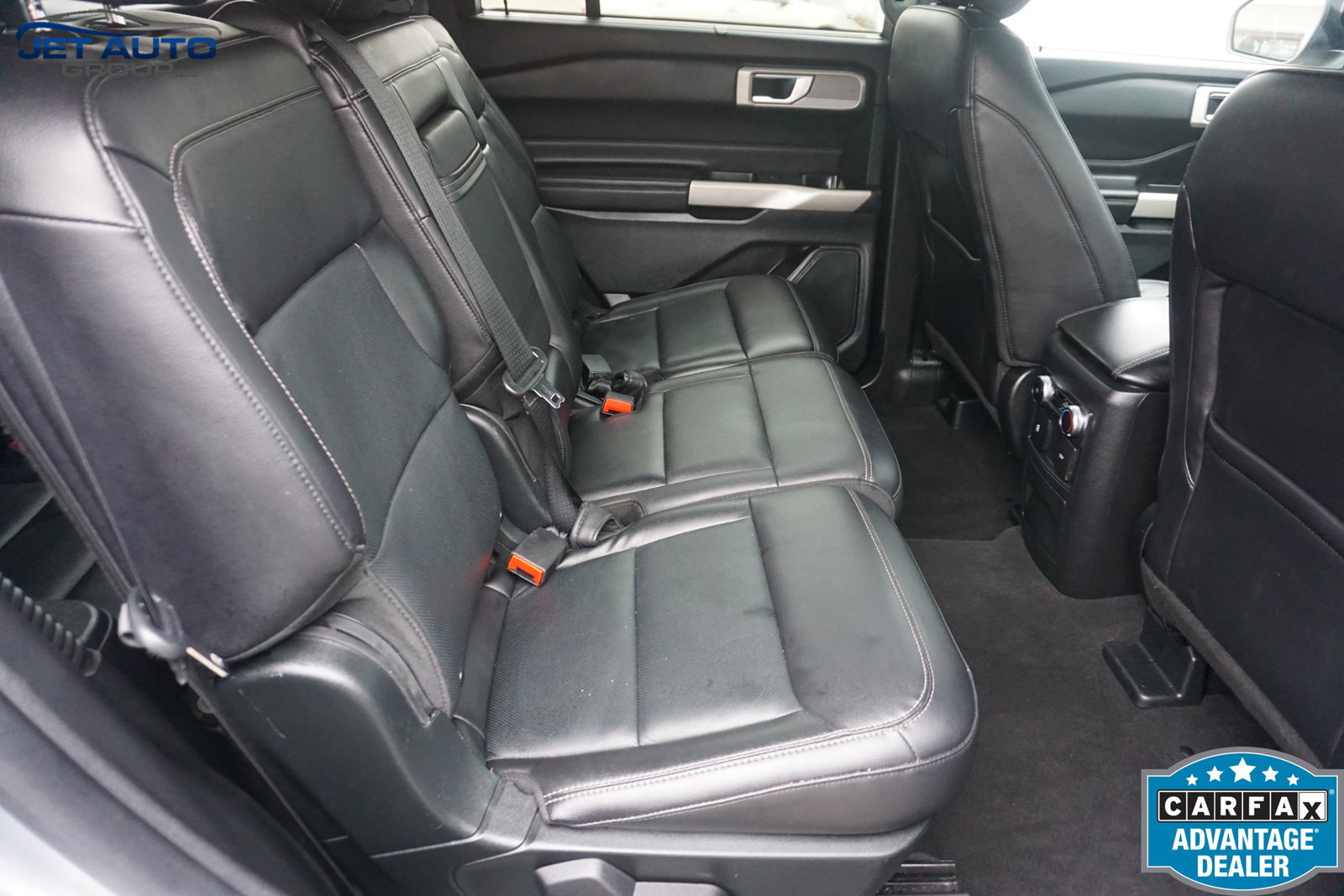 Used 2023 Ford Explorer Limited AWD/4WD image 26