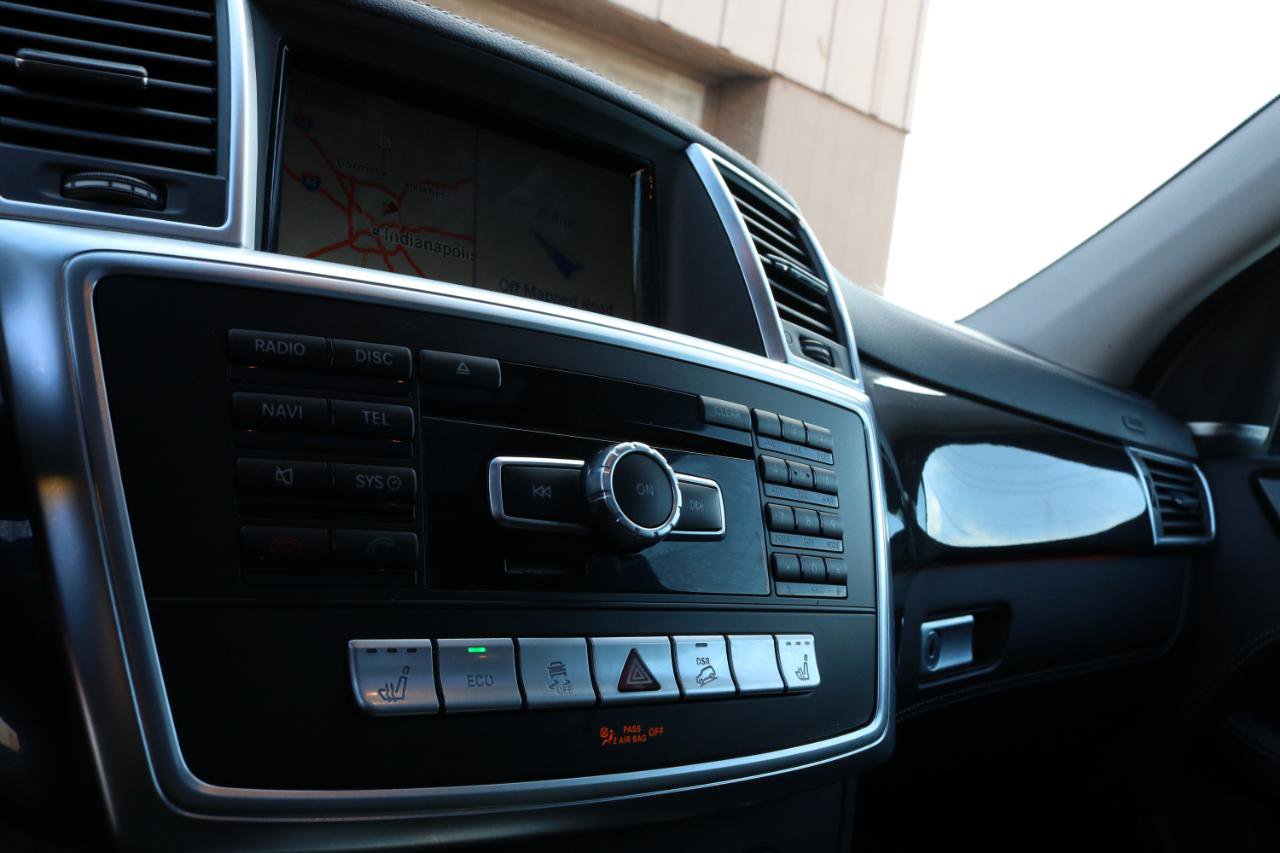 Used 2015 Mercedes-Benz ML 400 4MATIC image 29