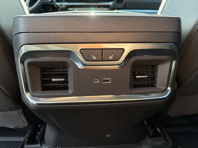 New 2026 Chevrolet Silverado 1500 LTZ w/ LTZ Premium Package image 24