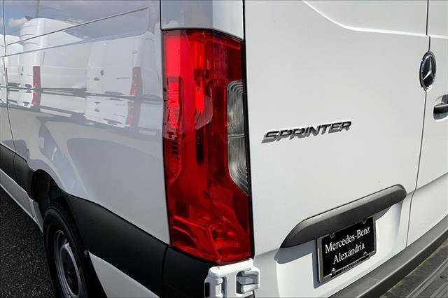 New 2026 Mercedes-Benz Sprinter 144 Cargo image 31