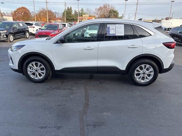 Used 2023 Ford Escape Active image 17