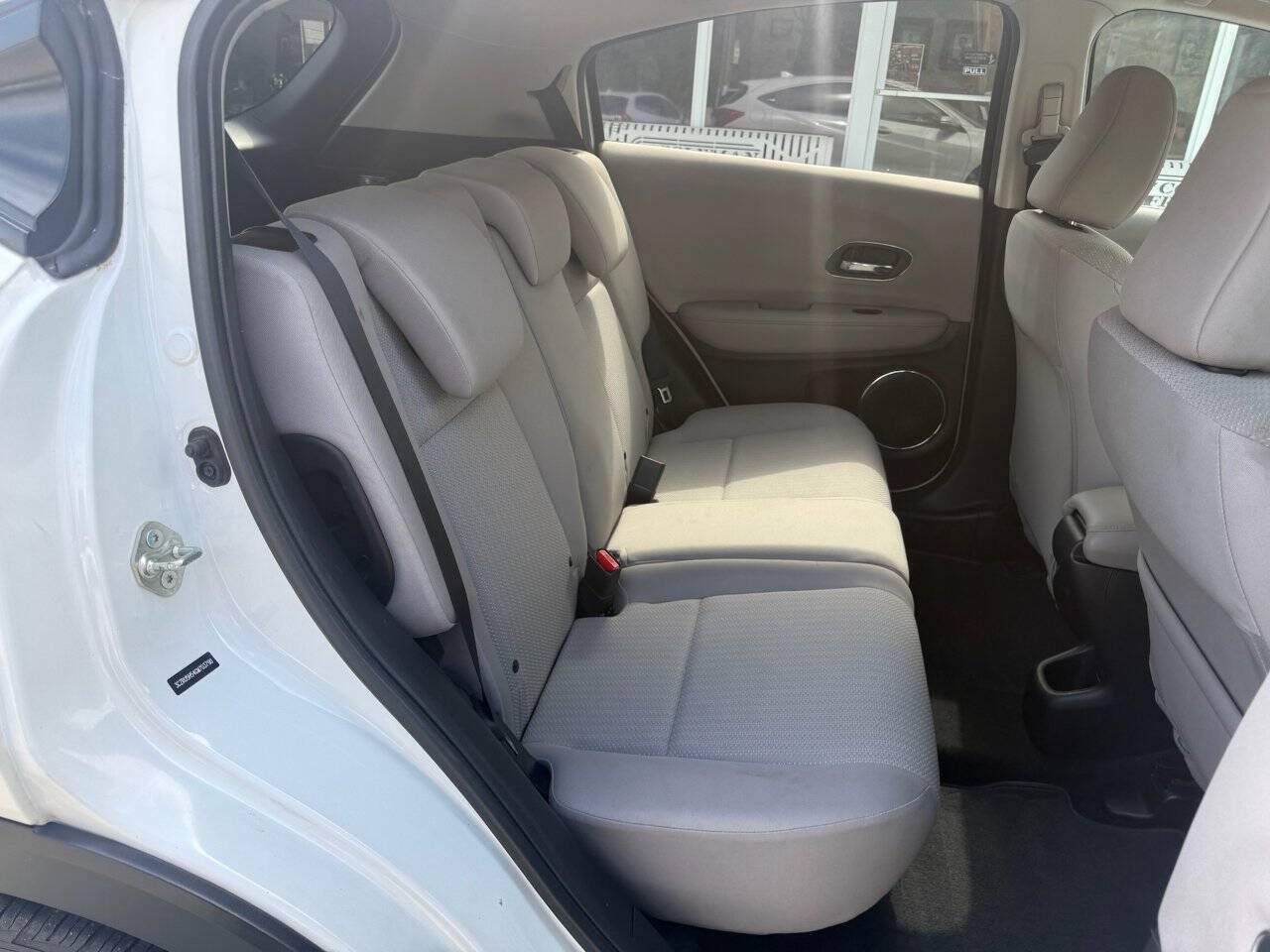 Used 2016 Honda HR-V EX image 3