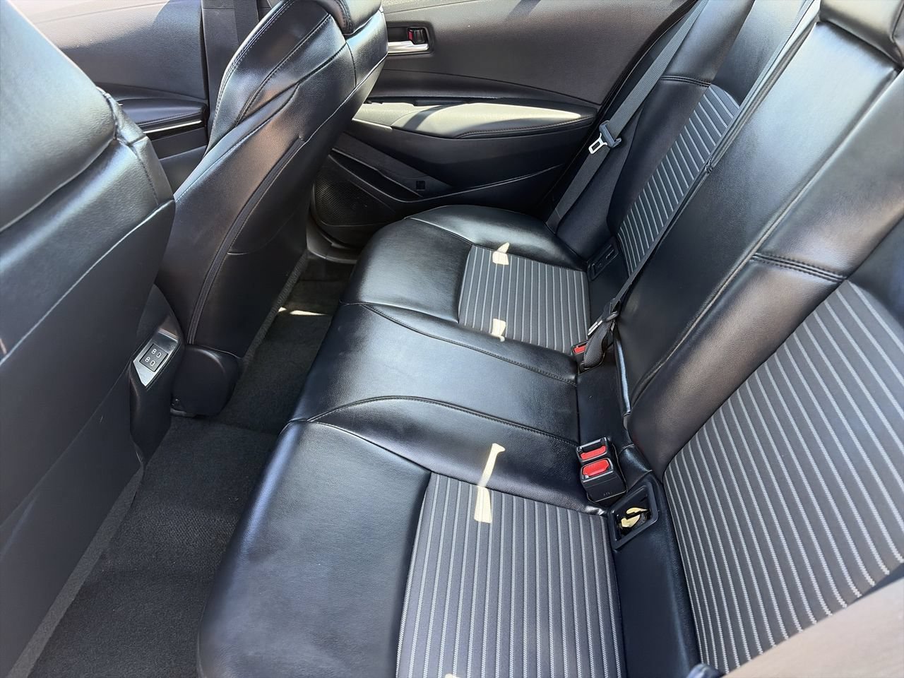 Used 2024 Toyota Corolla XSE FWD image 21