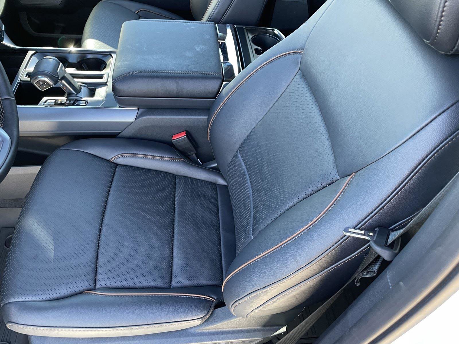 New 2025 Ford F150 Lariat w/ Equipment Group 502A High image 9