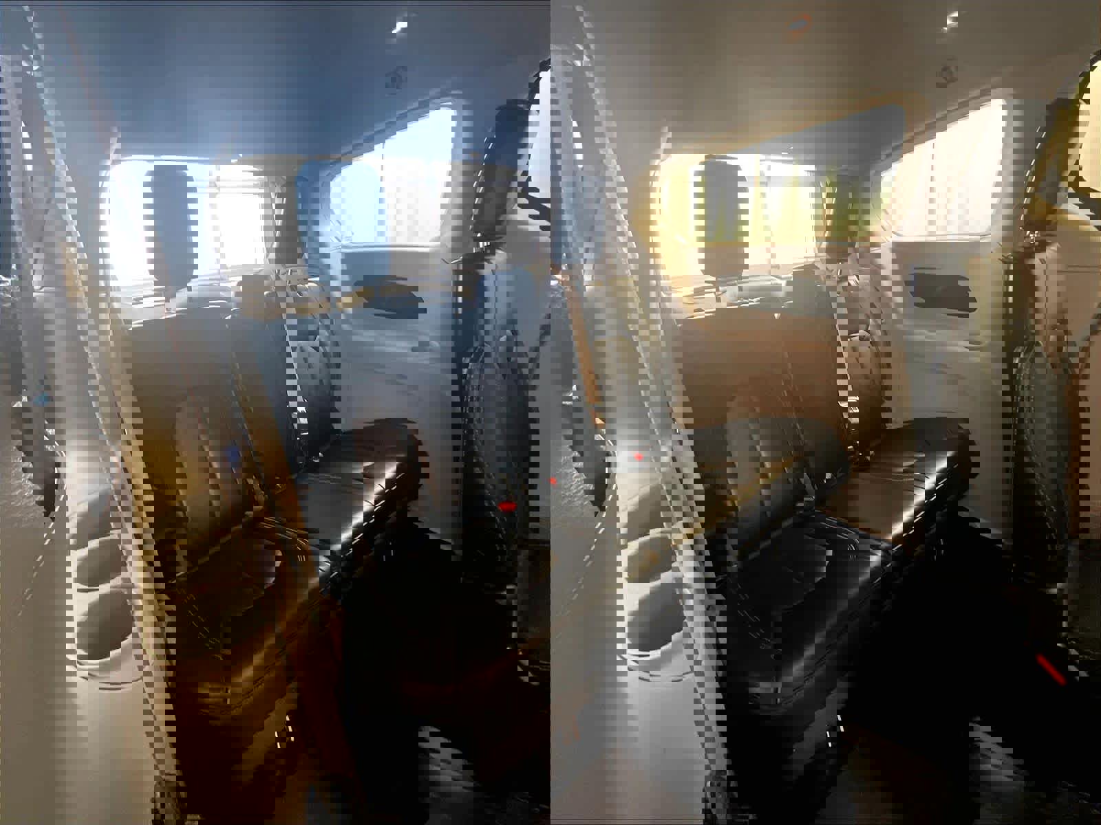 Used 2024 Chrysler Pacifica Touring-L image 17