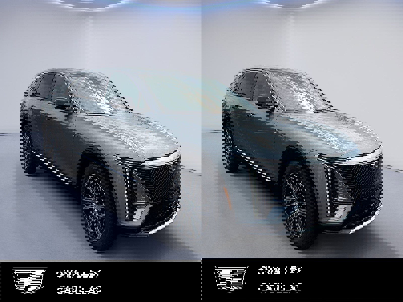 New 2026 Cadillac Lyriq Premium Luxury w/ LPO, Floor Liner Package AWD/4WD image 7