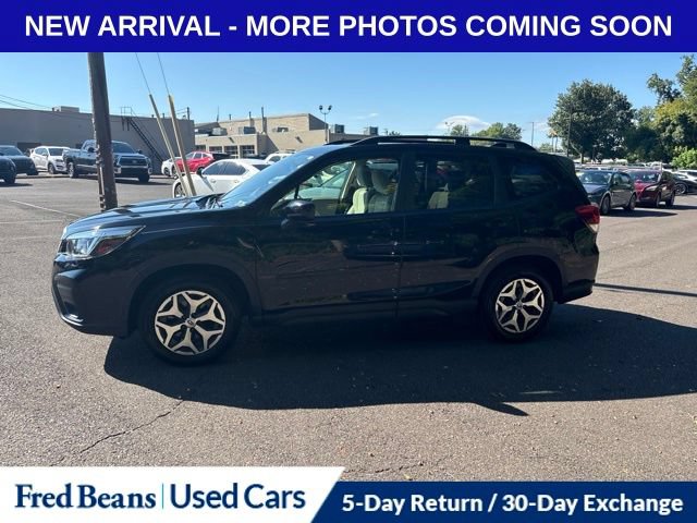 Used 2019 Subaru Forester Premium w/ All-Weather Package AWD/4WD image 5