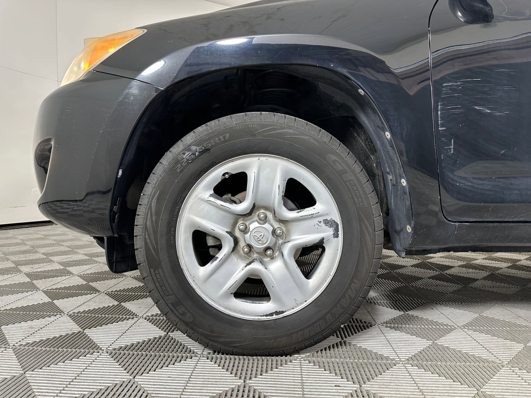 Used 2011 Toyota RAV4 2WD w/ Base L4 Extra Value Pkg image 10