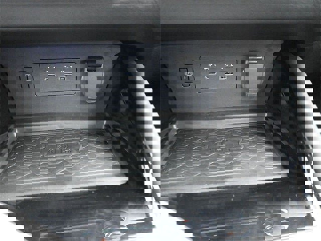 New 2025 Nissan Altima 2.5 SR w/ SR Premium Package image 21