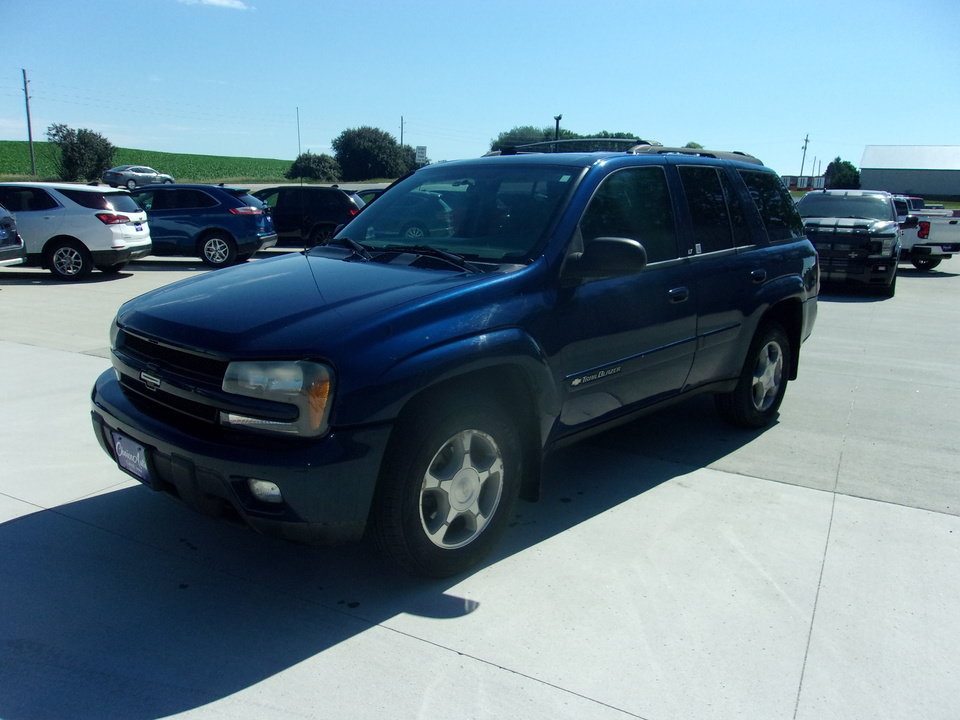 Used 2004 Chevrolet TrailBlazer LT AWD/4WD image 5