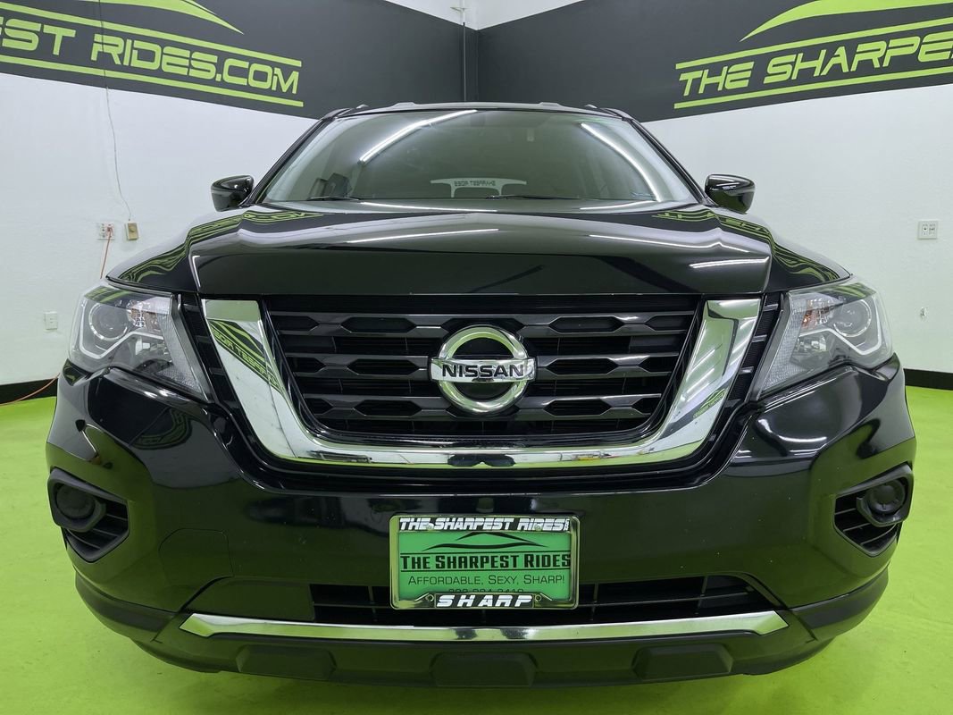 Used 2020 Nissan Pathfinder S image 3