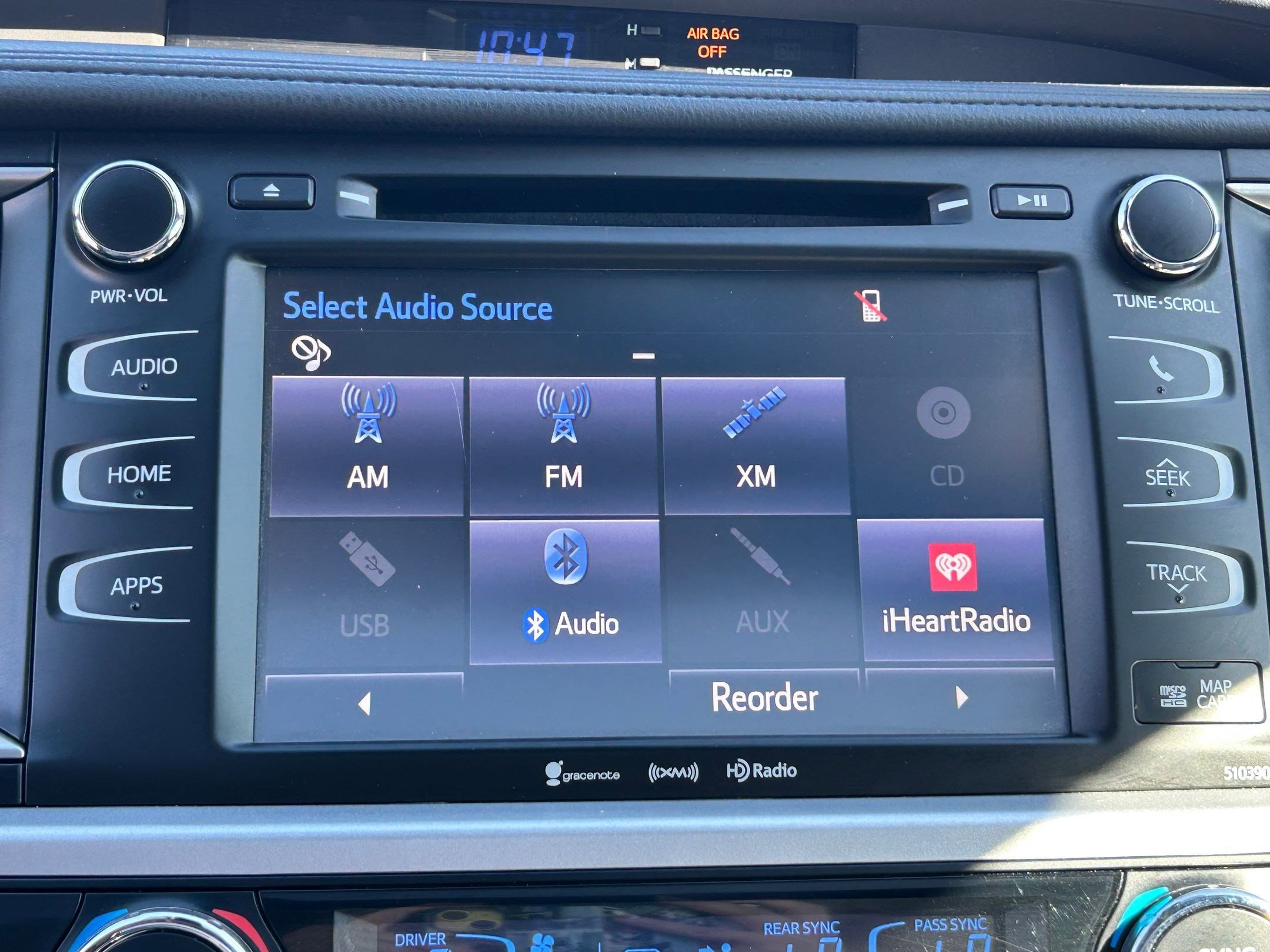 Used 2019 Toyota Highlander XLE image 19