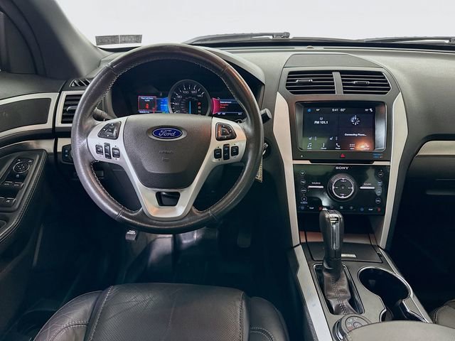 Used 2015 Ford Explorer Sport image 21