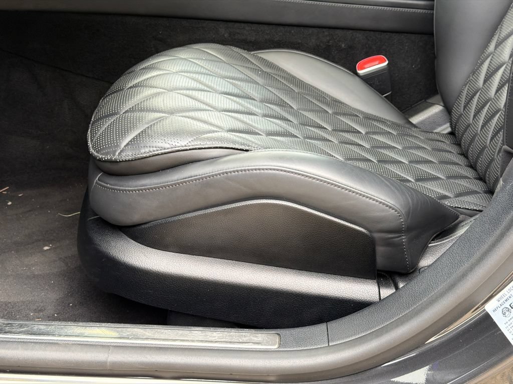 Used 2022 Mercedes-Benz S 580 4MATIC Sedan w/ Rear Seat Package image 16