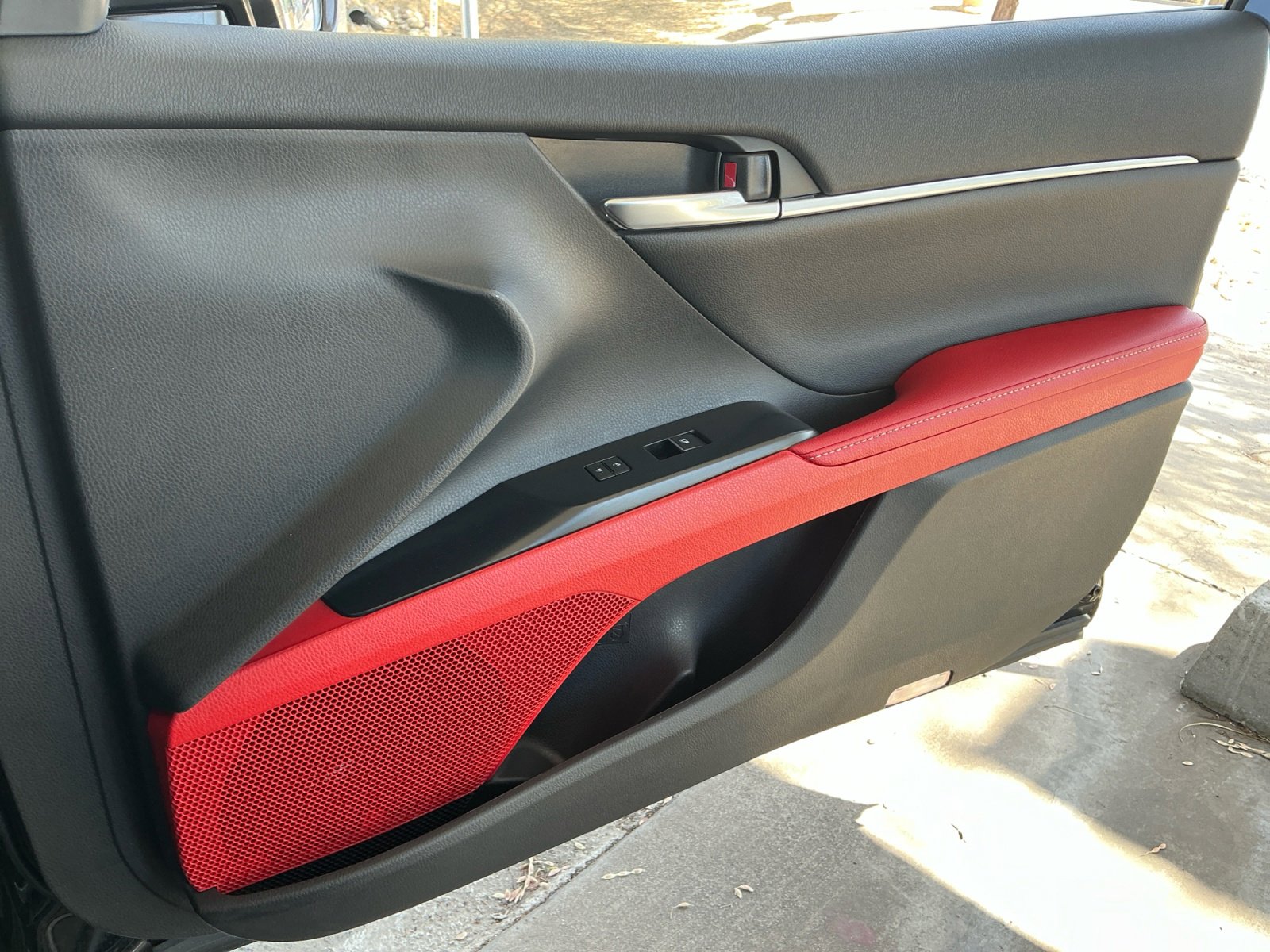 Used 2020 Toyota Camry XSE w/ Carpet Mat Package FWD image 16