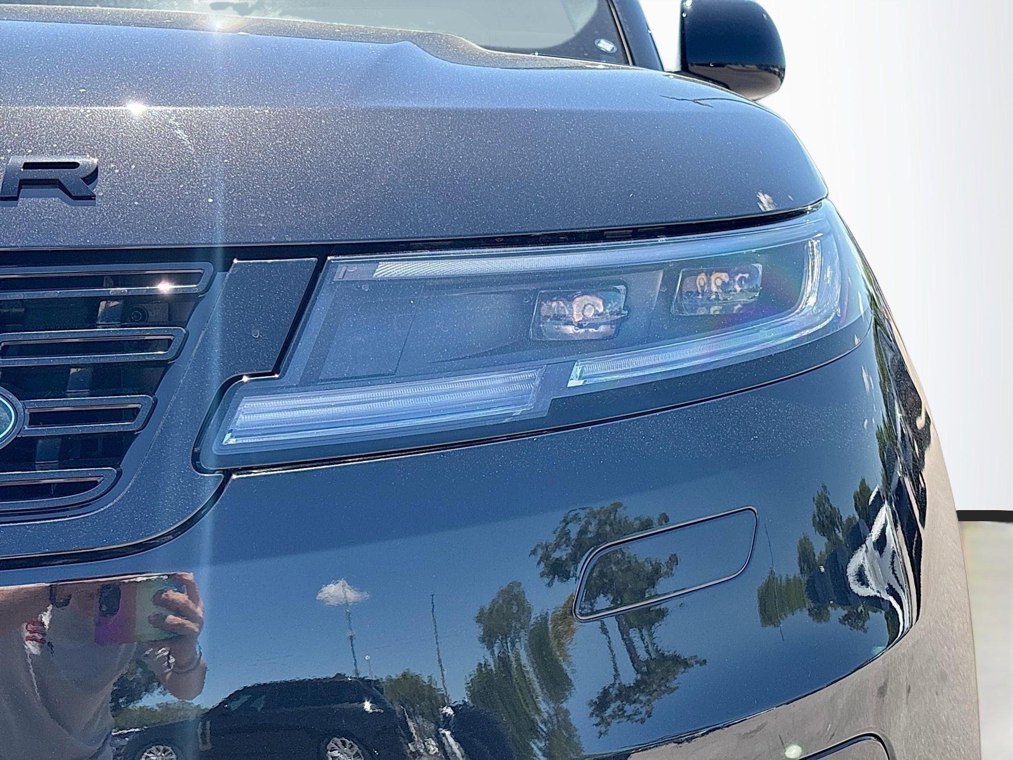 New 2026 Land Rover Range Rover Sport SE AWD/4WD image 9