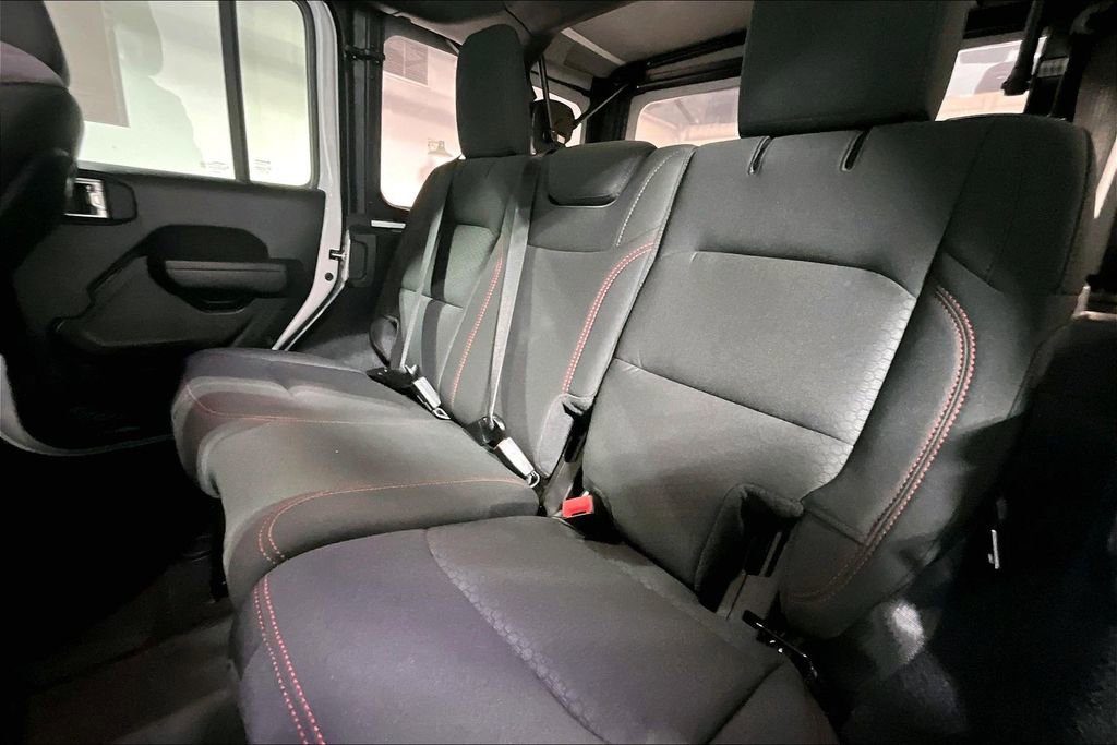 Used 2023 Jeep Wrangler Unlimited Rubicon w/ LED Lighting Group image 36
