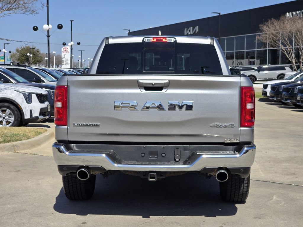 Used 2025 RAM 1500 Laramie AWD/4WD image 13