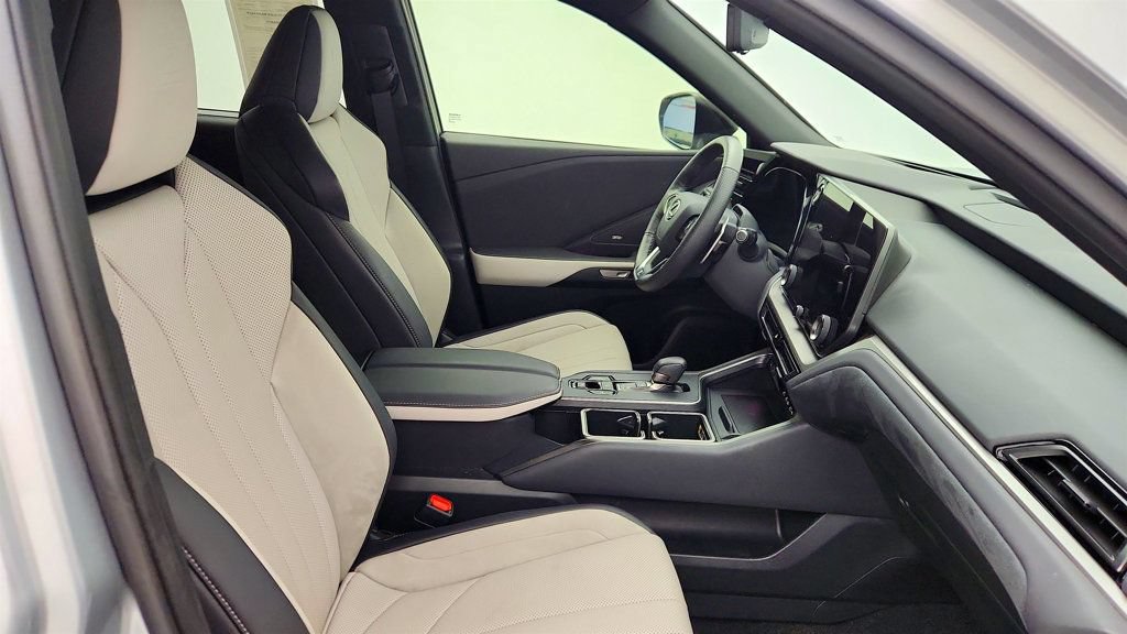 Used 2024 Lexus TX 500h AWD w/ Technology Package image 23