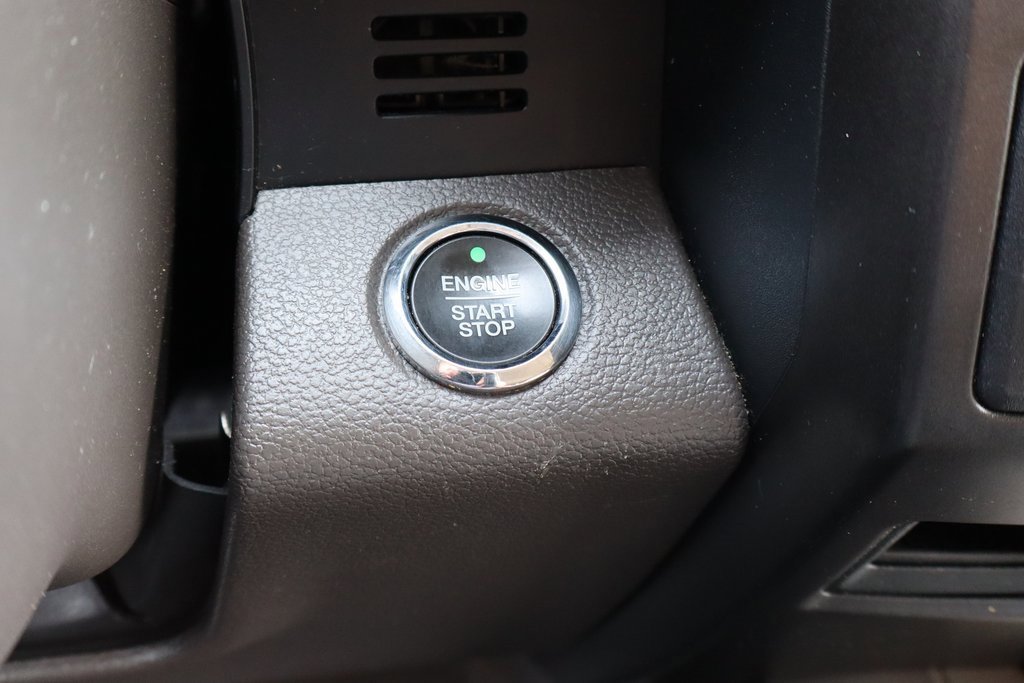 Used 2020 Ford Expedition Limited image 12