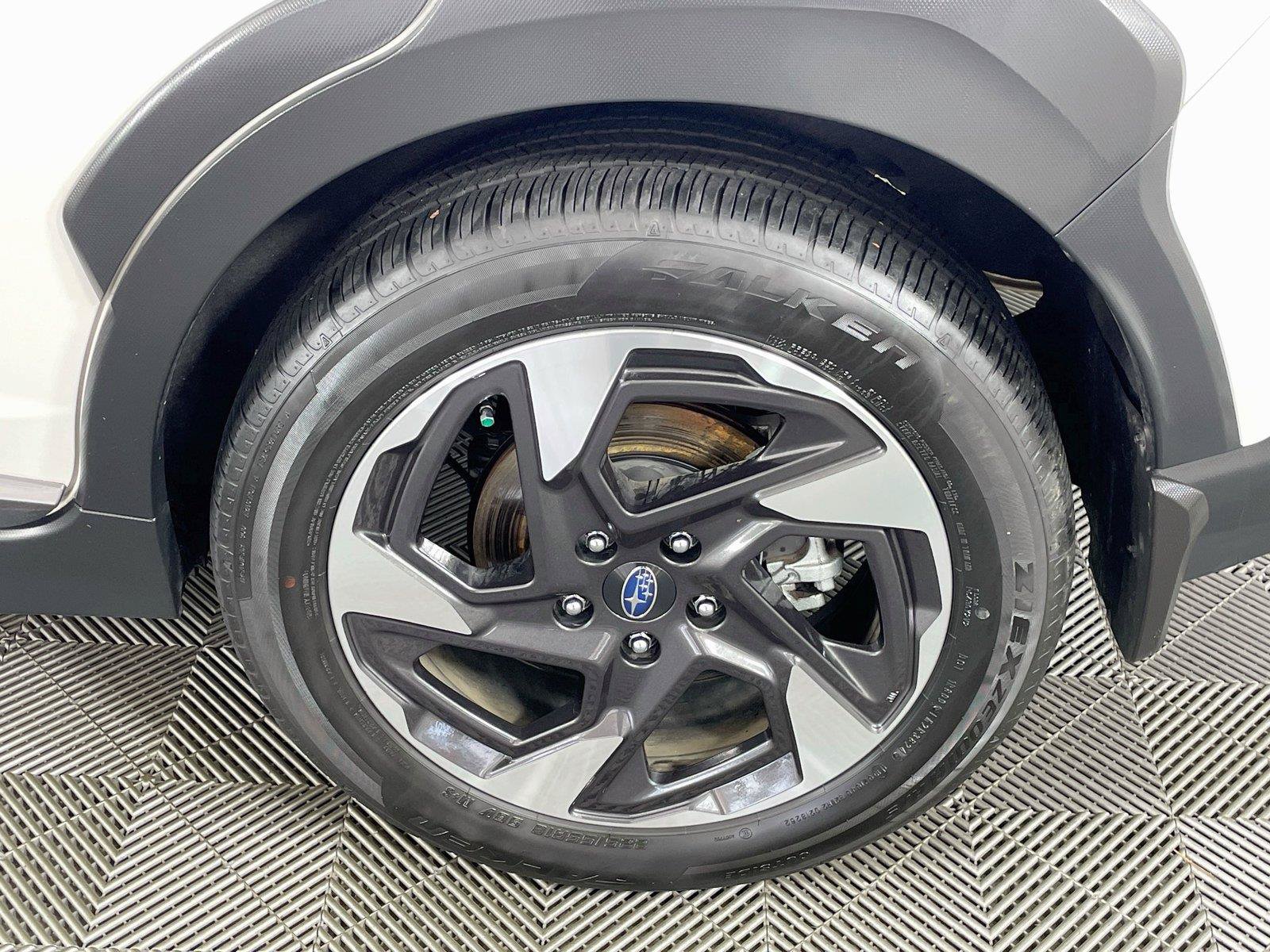 Certified 2025 Subaru Crosstrek 2.5i Limited w/ Crosstrek Mirror Package AWD/4WD image 35