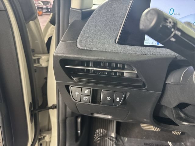 Used 2023 Kia EV6 Wind w/ Wind Technology Package AWD/4WD image 14