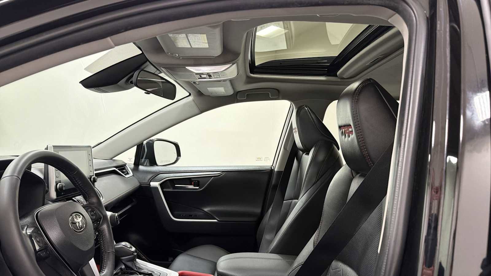 Certified 2022 Toyota RAV4 TRD Off-Road w/ TRD Off-Road Weather Package image 23