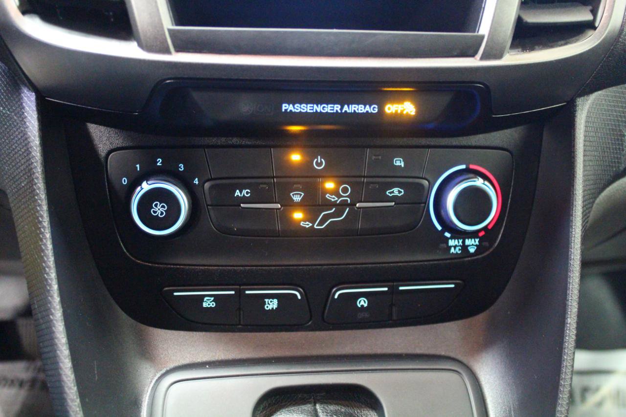 Used 2022 Ford Transit Connect XL image 14