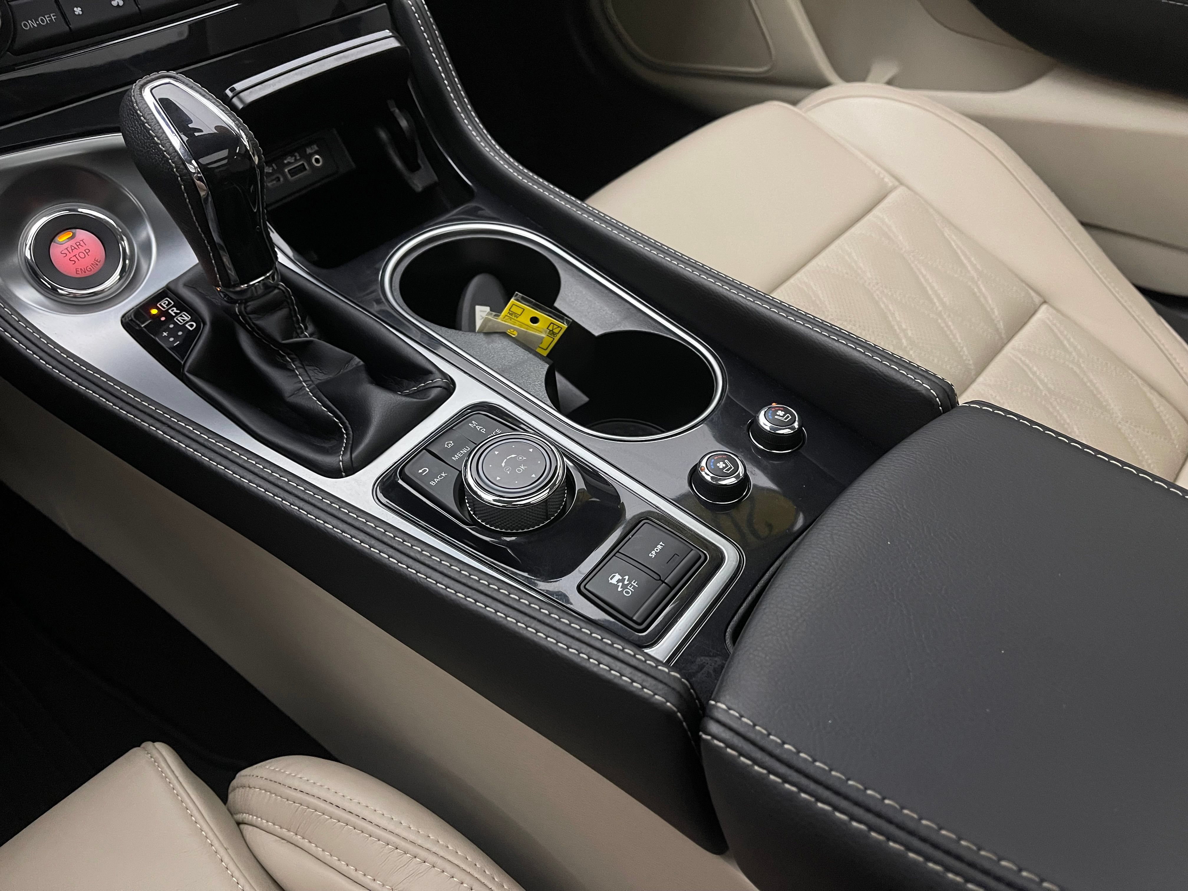 Used 2023 Nissan Maxima Platinum w/ Sport Mat Group FWD image 32