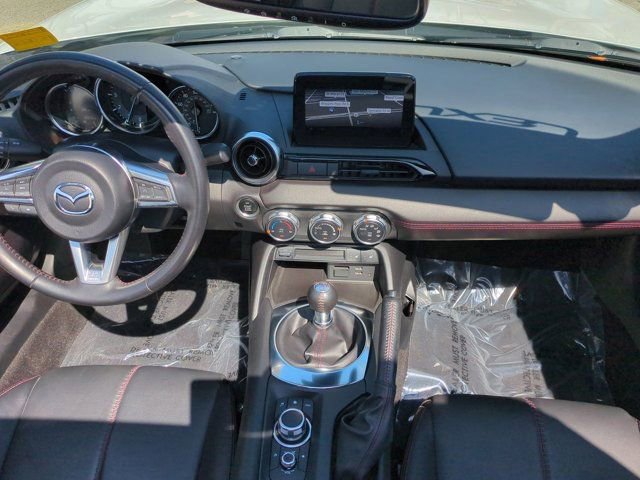 Used 2018 MAZDA MX-5 Miata RF Grand Touring image 13