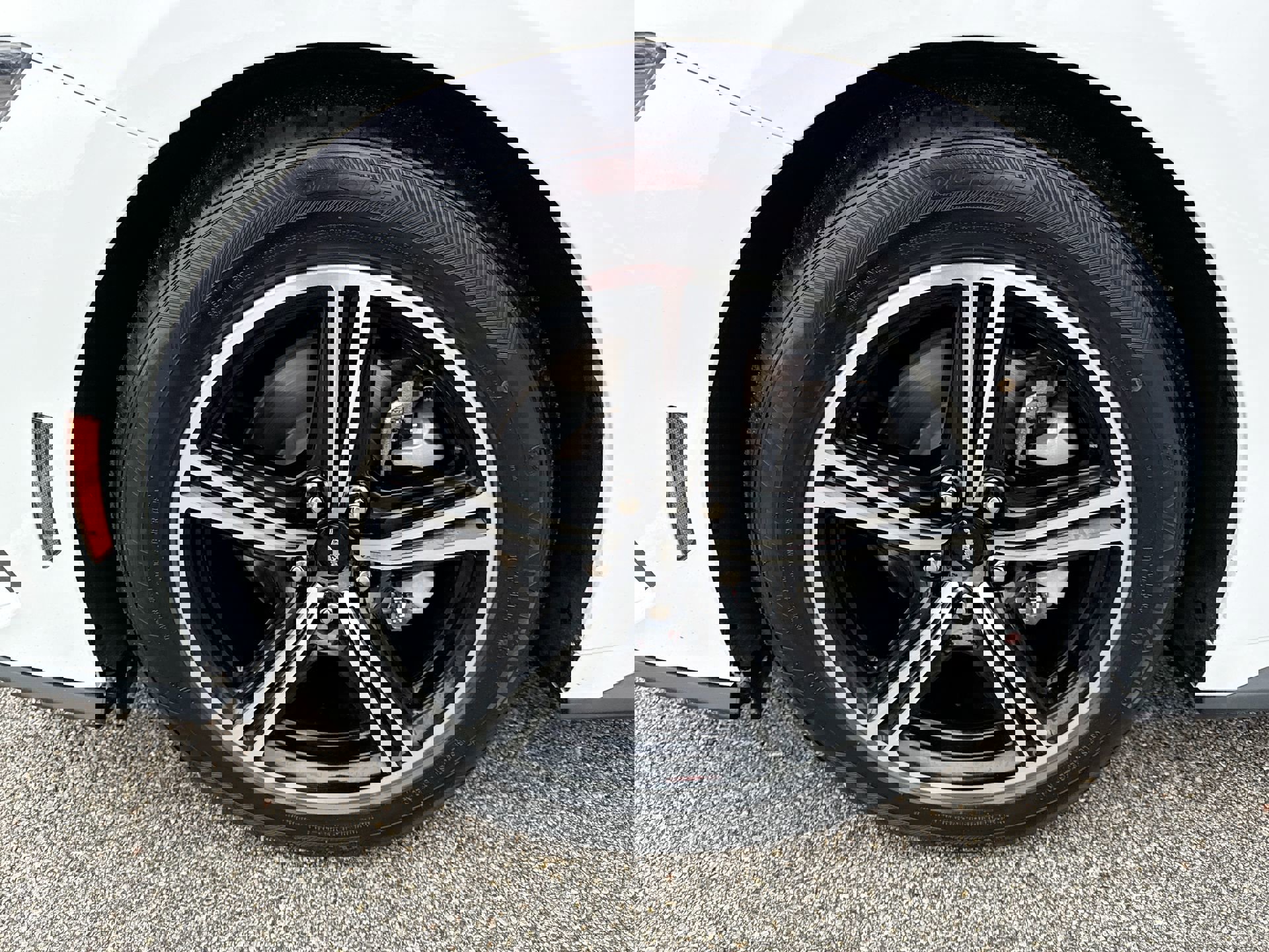 Used 2024 Ford Mustang Premium image 19