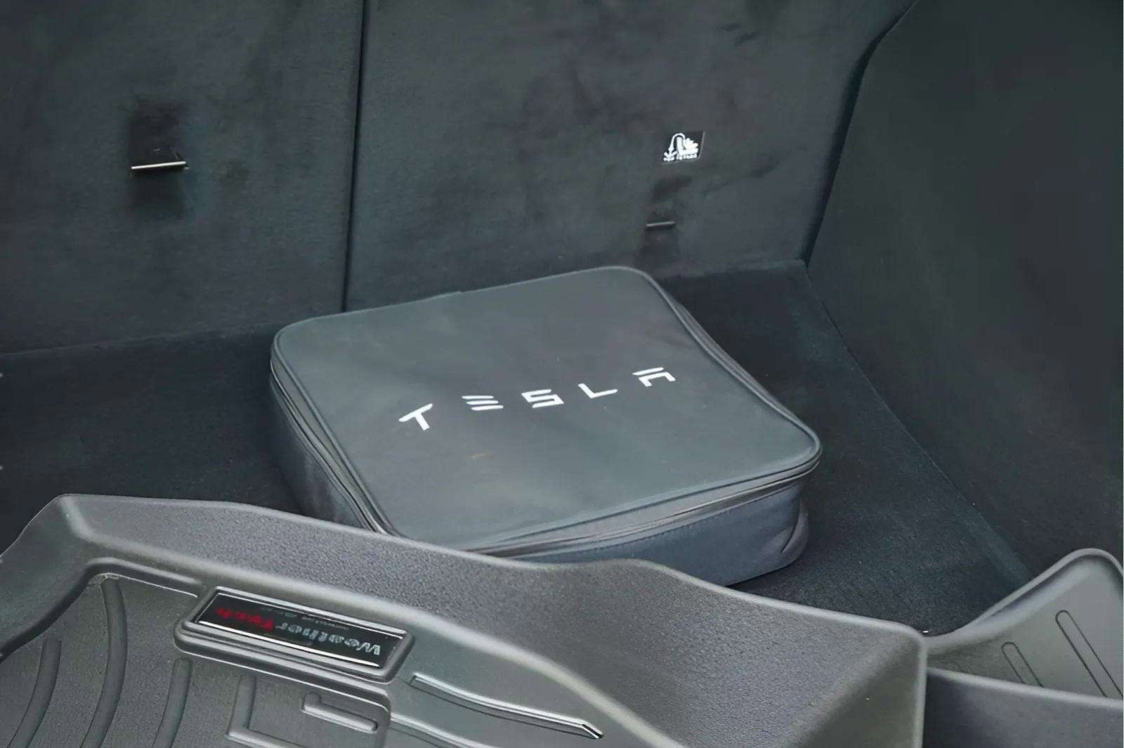 Used 2021 Tesla Model S Plaid image 31