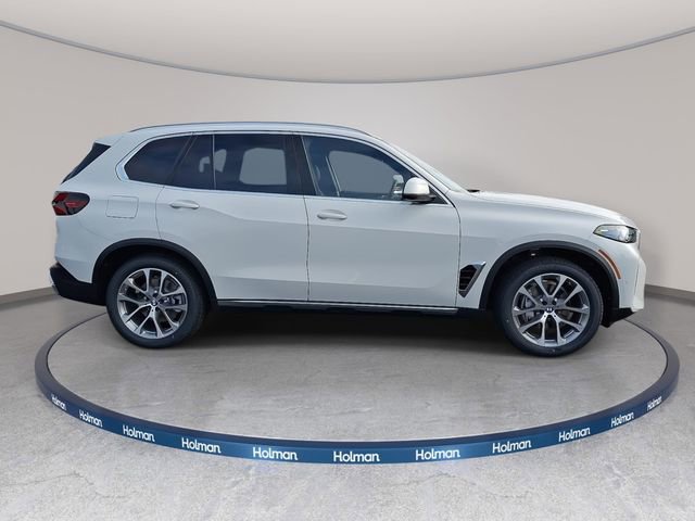 Used 2026 BMW X5 xDrive40i w/ Parking Assistance Package image 4