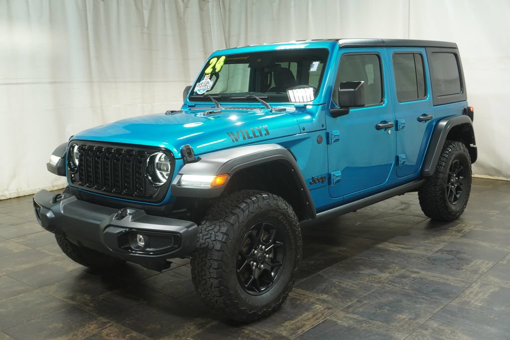 Used 2024 Jeep Wrangler Unlimited Sport AWD/4WD image 2