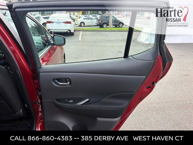Certified 2025 Nissan Leaf SV Plus FWD image 27