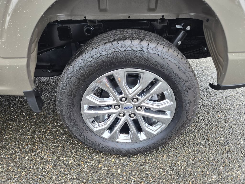 New 2025 Ford F150 Lariat w/ Equipment Group 501A Mid image 9