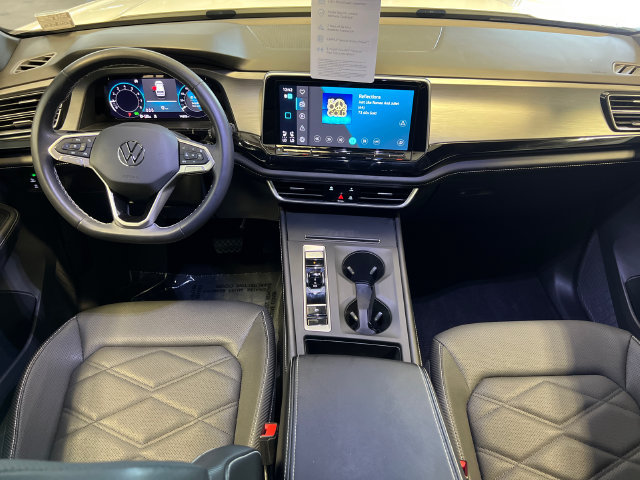 Certified 2024 Volkswagen Atlas Cross Sport SE FWD image 18