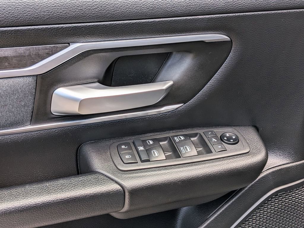 Used 2021 RAM 1500 Big Horn image 11