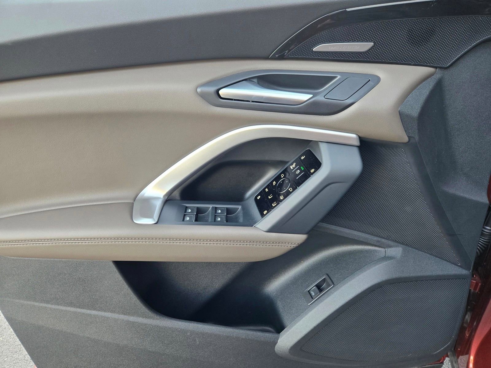 New 2025 Audi Q5 Premium AWD/4WD image 17